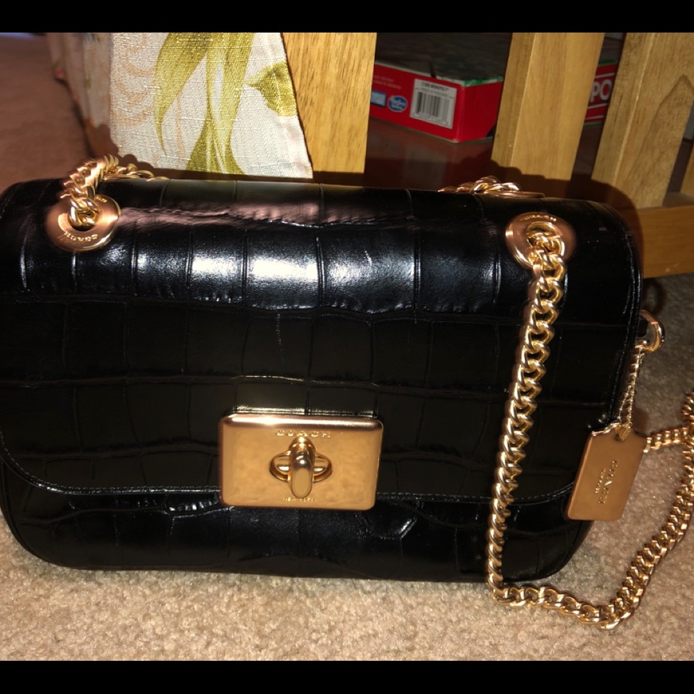 Coach crossbody adjustable